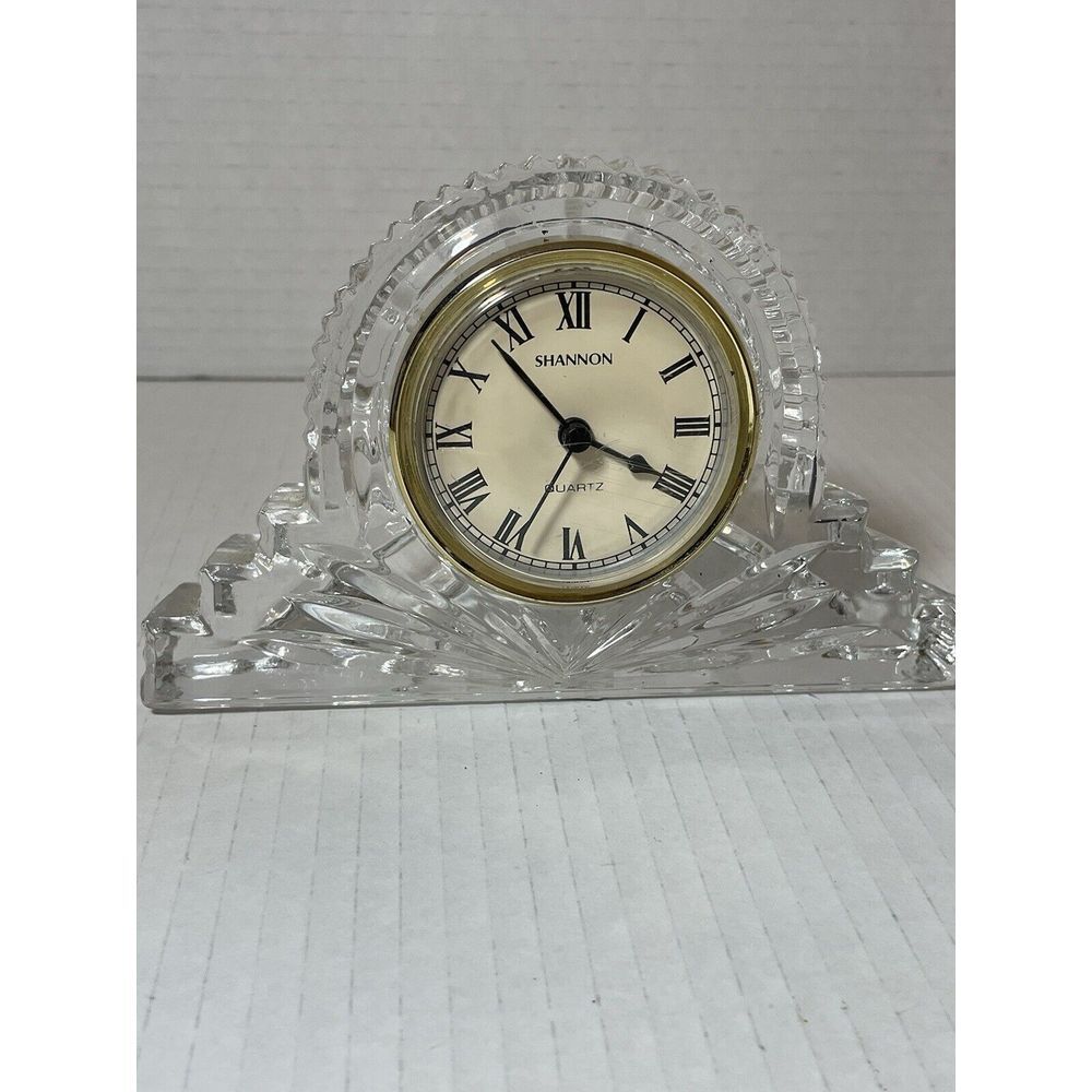 Shannon Crystal Designs Ireland 24% Lead Crystal Shelf Mantel Clock Unadjusted